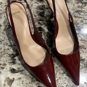 MNG Burgundy heel